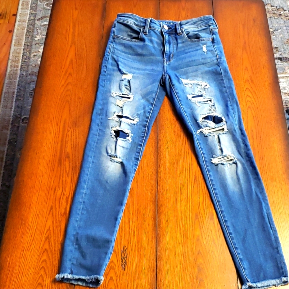 American Eagle distressed jeans